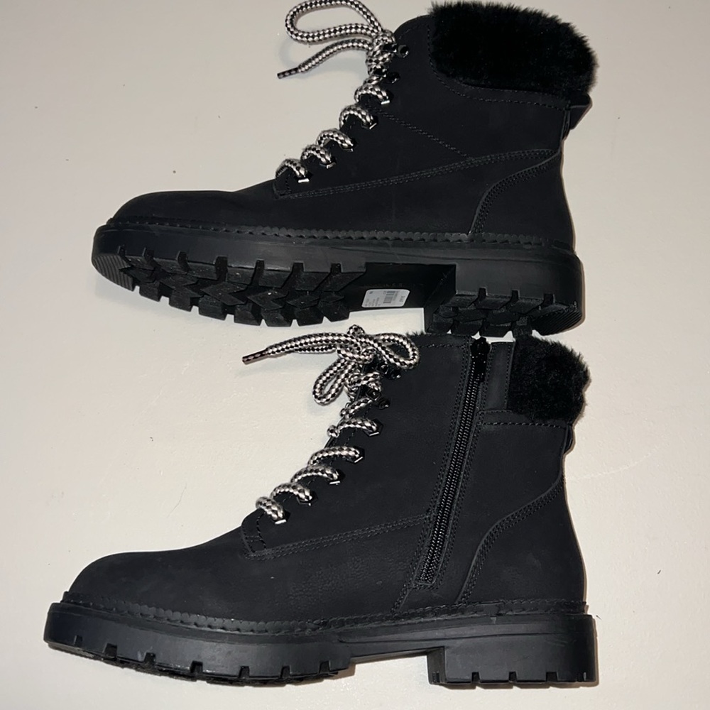 Lane Bryant black boots - Picture 3 of 5